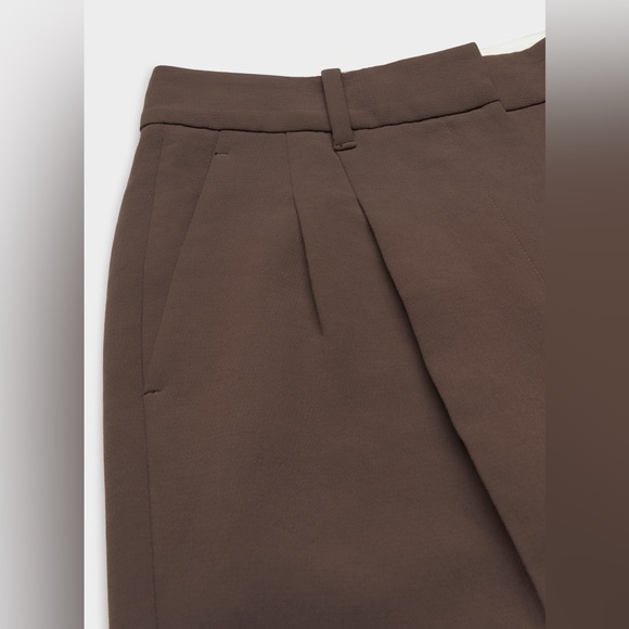 NWT - Aritzia Effortless Pant - Tall - Crepette - Rich Mocha Brown - Size 6 - Picture 4 of 7